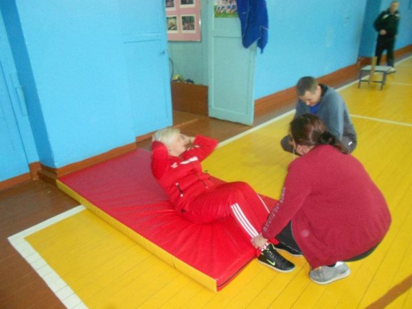 Педагоги и работники, приняли участие в выполнении нормативов ВФСК ГТО