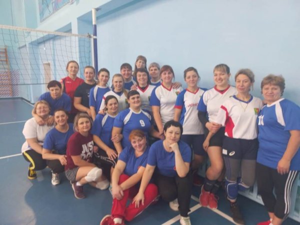 Новогодний турнир по волейболу среди женских команд